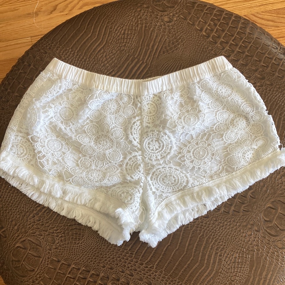 White lace shorts